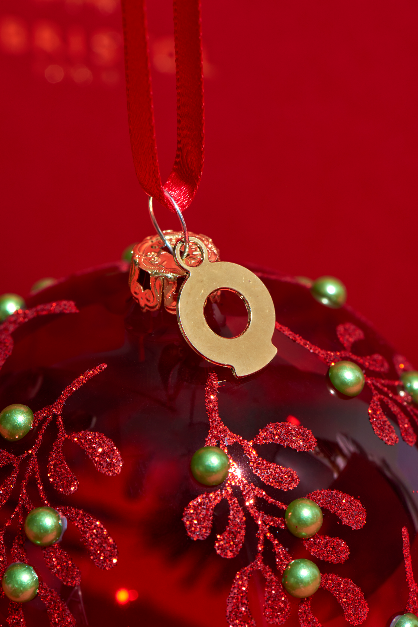 belepok_onehundred_festive_christmasball_detail_bp_1_1x belepok_onehundred_festive_christmasball_detail_bp_1_1x